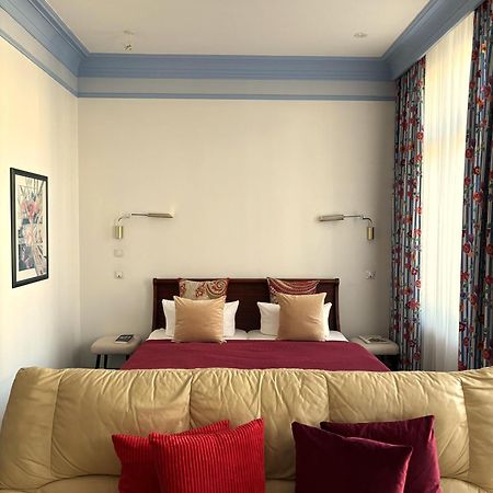 Hotel Villa Hentzel Ваймар Екстериор снимка